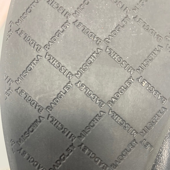 Badgley Mischka Crystal Ballet Flats - Picture 10 of 11